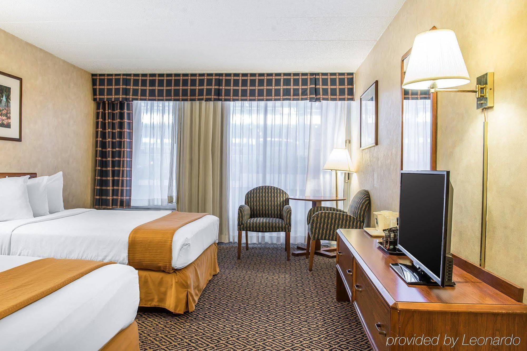 Quality Inn And Conference Center Спрінґфілд Екстер'єр фото