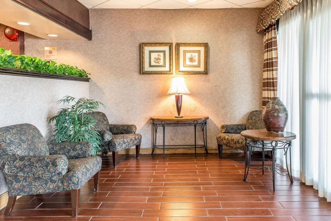 Quality Inn And Conference Center Спрінґфілд Екстер'єр фото